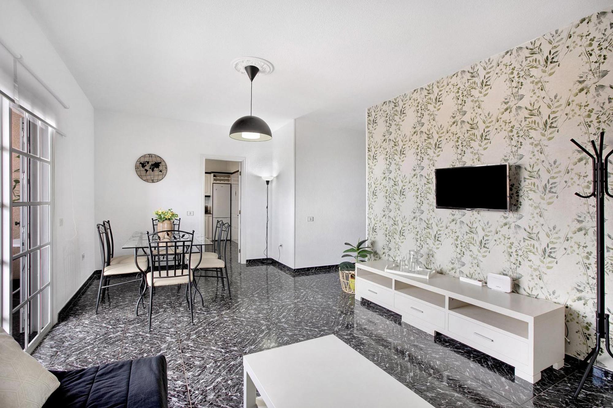 Apartment Morales *